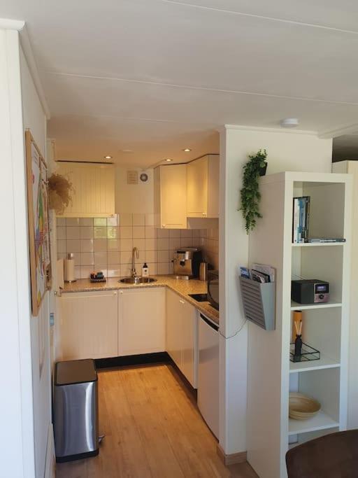 Studio Watertoren Met Tuin En Gratis Parkeren グス エクステリア 写真
